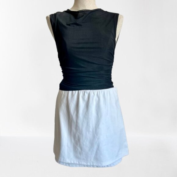 🛍️ Wild Fable Skirt with Built-in Shorts in White - Picture 2 of 6